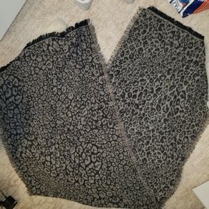 Oversized dubble sided scarf wrap